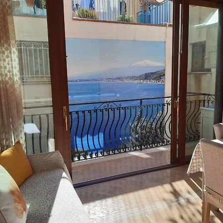 Il Corallo Rosso Giardini Naxos Bagian luar foto