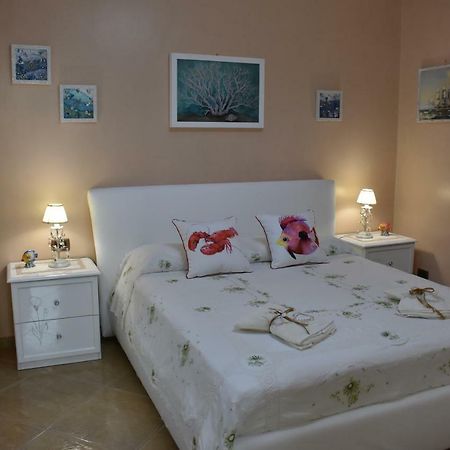 Il Corallo Rosso Giardini Naxos Bagian luar foto