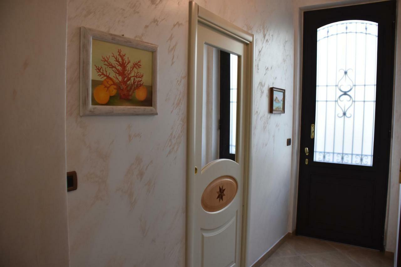Il Corallo Rosso Giardini Naxos Bagian luar foto